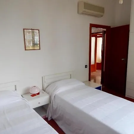 Appartement Trilocale A 50 Mt Dal Mare A - M155